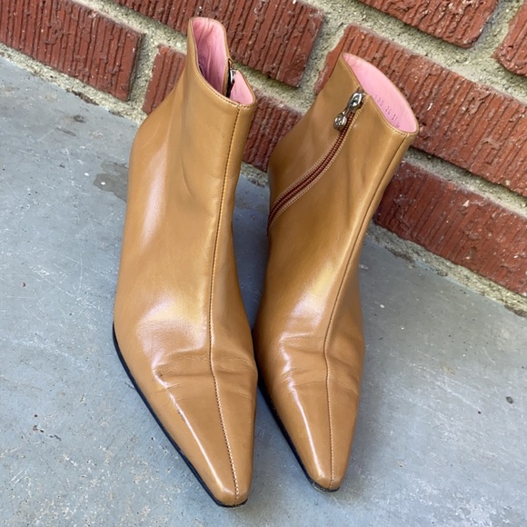 Escada Pointed Booties - Picture 4 of 11